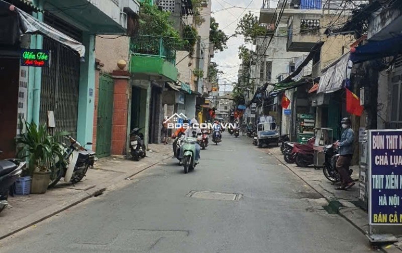 Bán nhà Mặt Tiền KD Võ Thành Trang Tân Bình, 3.6x25m, CN 79m2 3T 7PN. Chỉ 12.4 tỷ